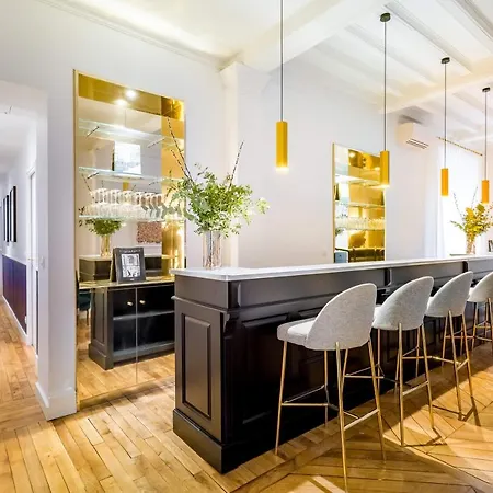 Beautiful Near Concorde ! Appartement Parijs